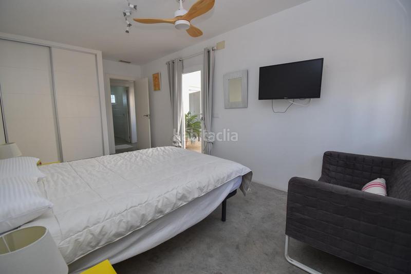 Foto 2b6bc634-5578-48f1-96c8-ca13ca38adb1. Masia amb piscina a Las Bayas Elche / Elx