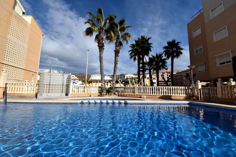 Foto bc7c4210-6196-4f22-8a01-473241f2f2bd. Pis amb piscina a Calas Santiago Bernabeu Santa Pola