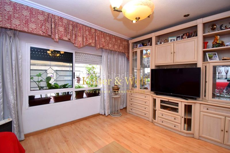 Foto 199965b6-454a-4dc5-a890-f0aec935d39a. Pis a Norte Santa Pola