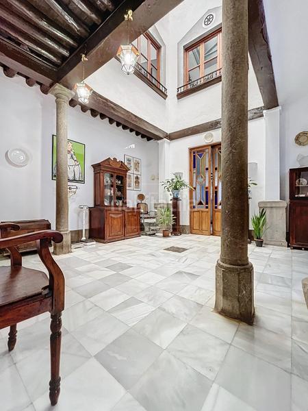 Foto c2be43c5-2c9b-40f2-9d2e-35fa47568987. Casa adosada adosado en calle larga, en Santa Fe