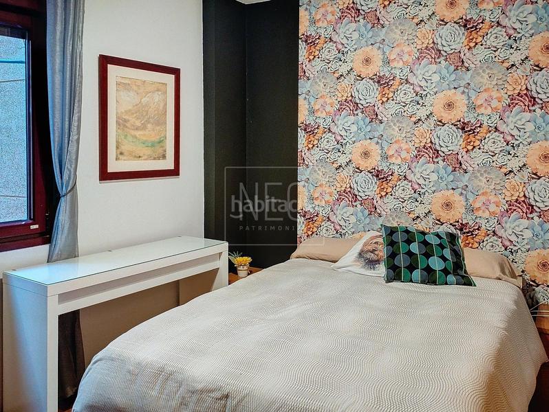 Foto 71519a2a-8b56-4e16-a892-2fc311dd9942. Planta baixa amb calefacció aparcament a Santo Domingo - El Campillín Oviedo