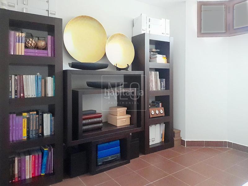 Foto 29ce3d38-d302-4848-8c2f-2ce689c52561. Casa aparellada amb calefacció aparcament a Centro Villaviciosa de Odón