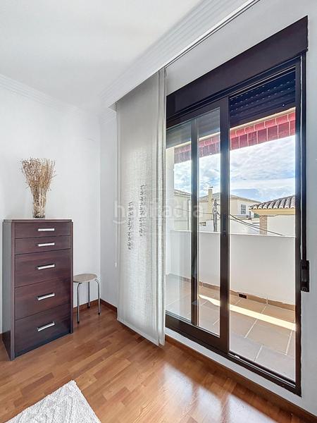 Foto 5e963975-059a-4390-bd41-ec5aed3df866. Casa adosada adosado en granja, la zubia en La Zubia Ciudad Zubia (La)