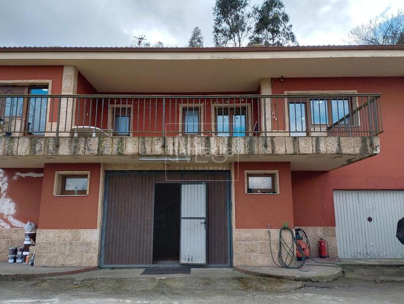 Foto b8adfc55-d532-4f7b-82e1-66f2f420368a. Chalet con riscaldamento parcheggio piscina in Parroquias Norte Siero