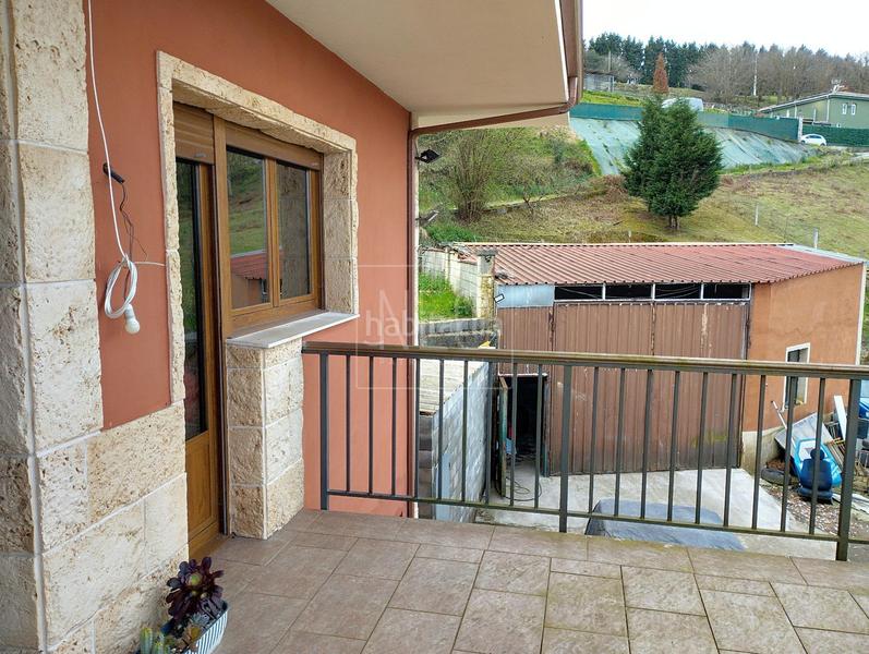 Foto cfafe990-1c13-49bb-91d9-f1ed44dd8346. Chalet con riscaldamento parcheggio piscina in Parroquias Norte Siero