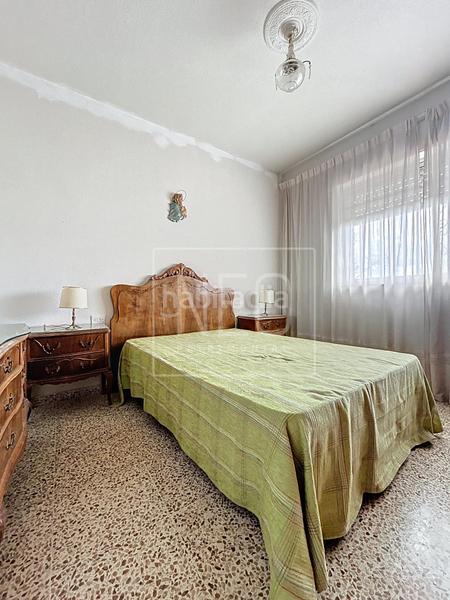 Foto a3f15e2b-d83b-4a31-a593-63b277dae92c. Chalet  en calle balcon occidente, y carril de don cecilio en Alfacar