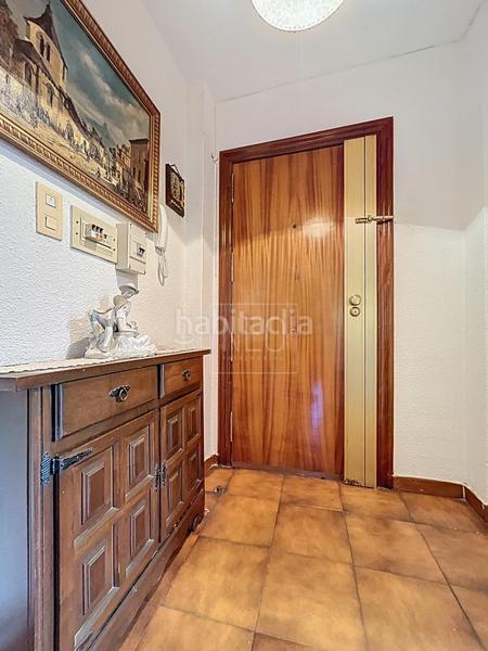 Foto af1d659e-90bb-4daa-9a0e-8ee45386e8a4. Pis amb calefacció aparcament a Castaño - Mirasierra Granada