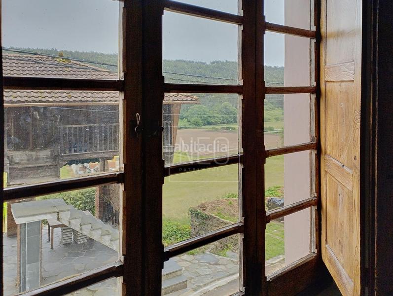 Foto 342d00c3-5763-403c-a0f2-df65514e6a01. Haus mit heizung in Carreño