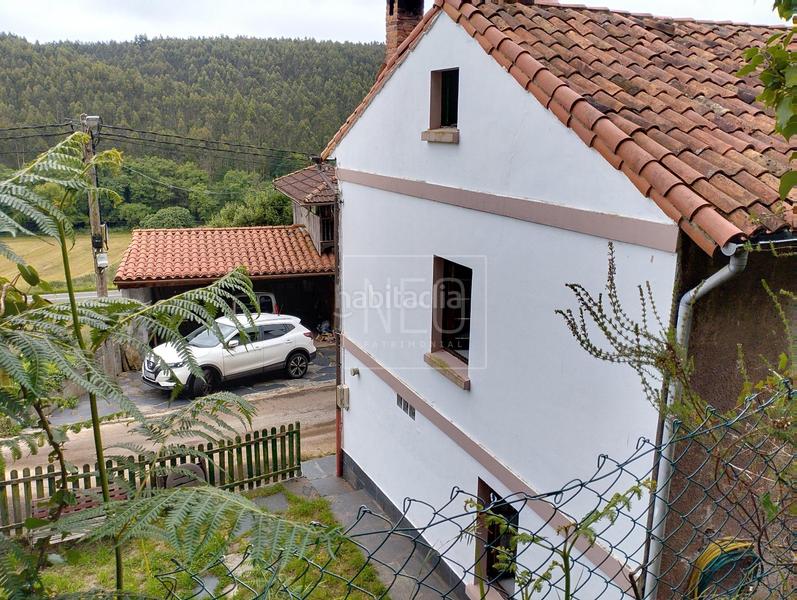 Foto 3cd502bb-a1f7-42e8-801a-517e379c3b4f. Haus mit heizung in Carreño