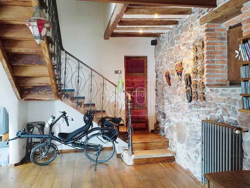 Foto 658be06b-8ad0-4d99-ab10-06c653486577. Haus mit heizung in Carreño