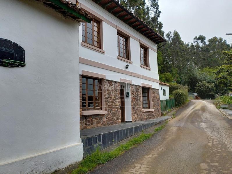 Foto b8c3c5d0-6274-4932-b8aa-a0a702d3d39f. Haus mit heizung in Carreño