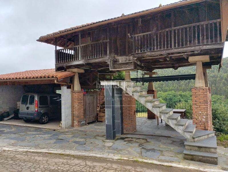 Foto dd252e33-9d27-4103-bc13-041a34646950. Haus mit heizung in Carreño