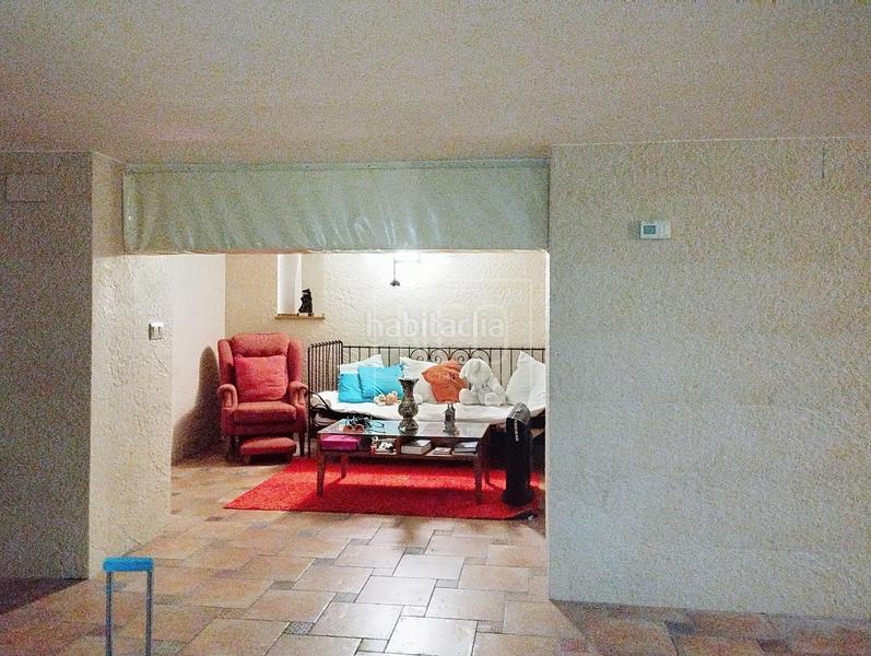 Foto 1e8d414d-eb9d-4d6d-80a6-fd6cfed04f43. Casa aparellada amb calefacció aparcament a La Felguera Langreo
