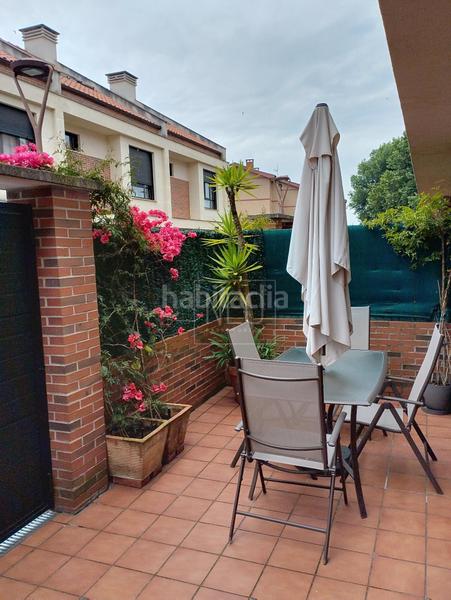 Foto 5b89dcd0-fae1-4687-a2a2-169d130cb661. Casa adosada adosado en lapiquiella, barrio de Vega, gijon en Gijón