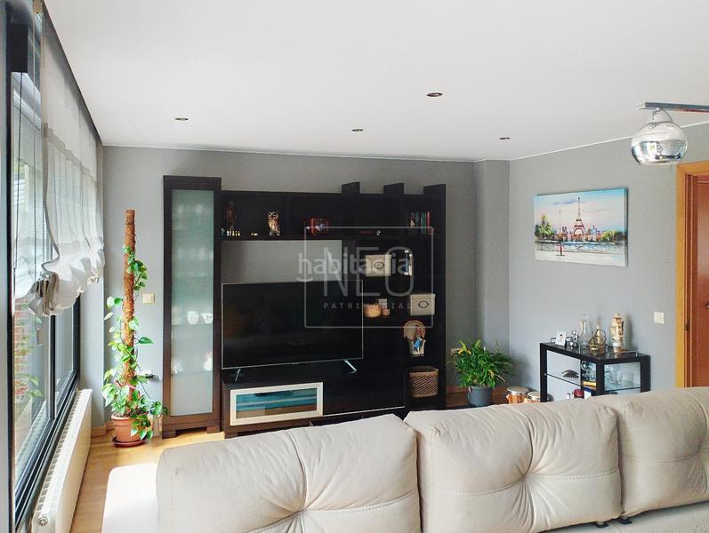 Foto 6228be59-bf1a-4ebe-bbd5-b800fefb569e. Casa adosada adosado en lapiquiella, barrio de Vega, gijon en Gijón