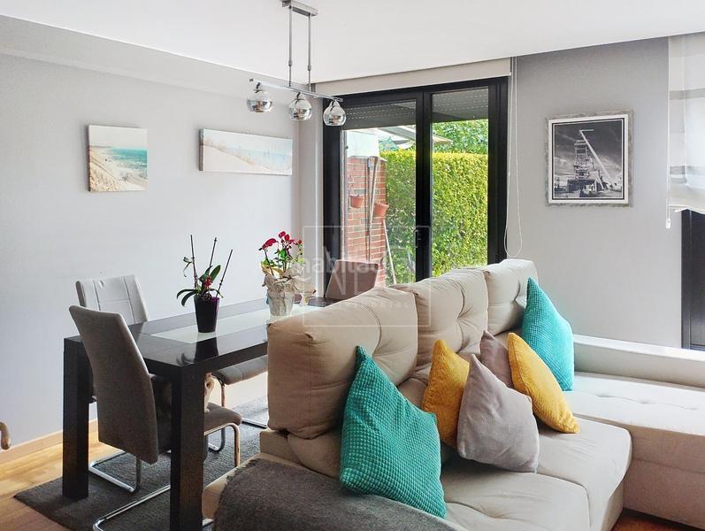 Foto 646892c1-2233-4e0b-8a0d-6cbe1f5c07c6. Casa adosada adosado en lapiquiella, barrio de Vega, gijon en Gijón