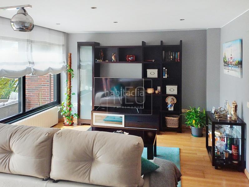 Foto ac156e5d-3455-466b-8144-44a111b4288b. Casa adosada adosado en lapiquiella, barrio de Vega, gijon en Gijón