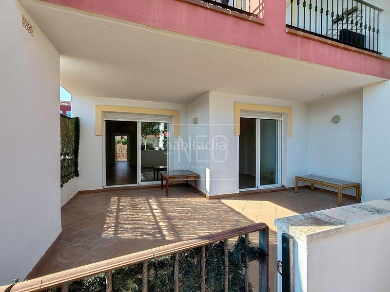 Foto b27889f3-9f9c-45c0-9198-41c7dca1c1a2. Rez-de-chaussée avec parking piscine dans Jesús Pobre Dénia