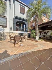 Chalet  Genil(pu). Chalet en genil, purchil