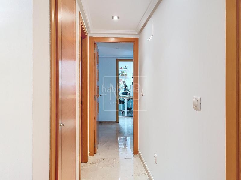 Foto f7f1cde8-1eda-44a7-807c-1ef471f99480. Piso , patricio ferrandiz, denia. en Centro Urbano Dénia