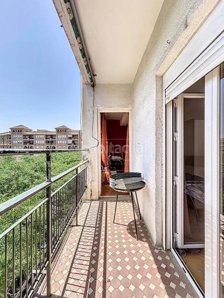 Foto 76e6e710-7cf9-4e47-a6e4-7a20b772a43f. Piso  en dr pareja yebenes, en Plaza de Toros Granada