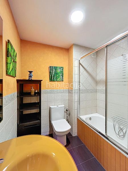 Foto 45a15dac-b459-487e-8cf1-83095ca3ea42. Piso  en calle mirlo, en Pajaritos Granada