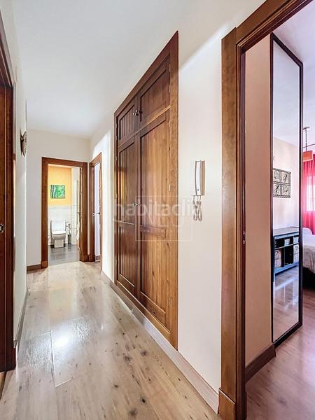 Foto 4cd00091-6f1b-4233-b3e7-3448af1f235d. Piso  en calle mirlo, en Pajaritos Granada