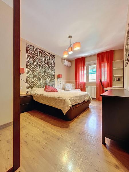 Foto a708cbd9-479b-42c6-a19b-b78d00d52ce2. Piso  en calle mirlo, en Pajaritos Granada