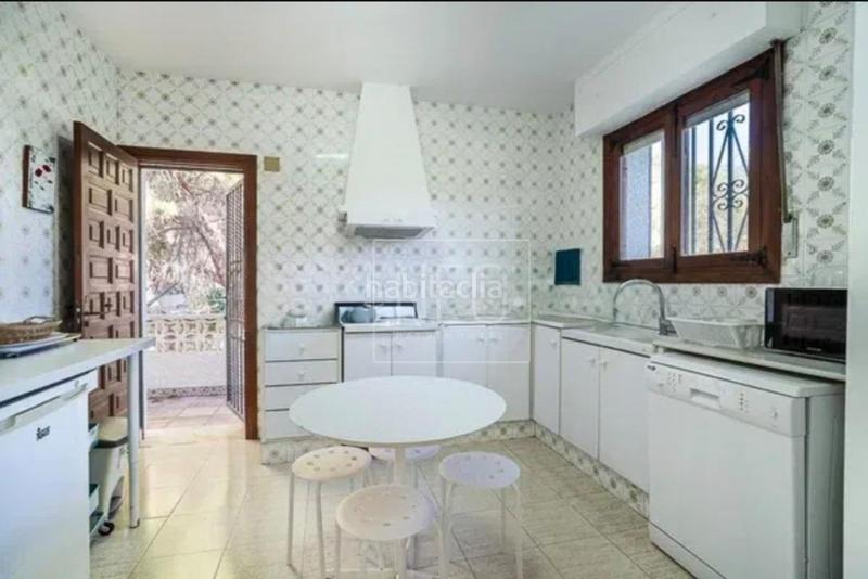 Foto 9e3e9e86-e634-45e5-b043-12e252af68ac. Chalet  individual en cami ample, las rotas denia en Dénia