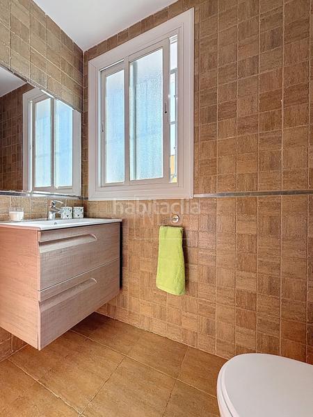 Foto b61252a8-e10f-4143-acbf-4325ddb6c424. Casa adosada chalet adosado en giner rios, en Chauchina