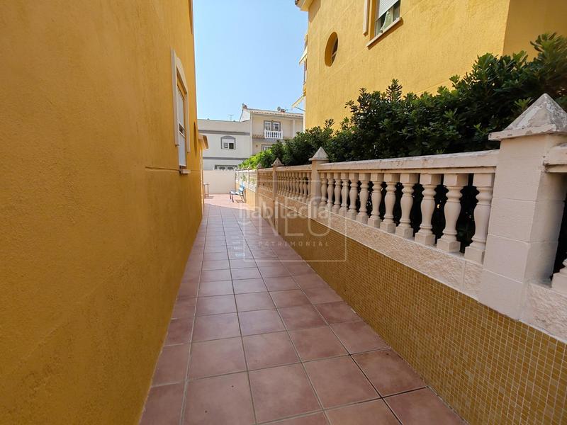 Foto a11735d2-72d4-4d33-9a76-0081d1cb030f. Piso  en av borrons, playa en Xeraco