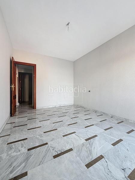 Foto 538379bd-7e75-4cc4-a8ea-8b43b02b64aa. Pis amb aparcament a Poniente Armilla