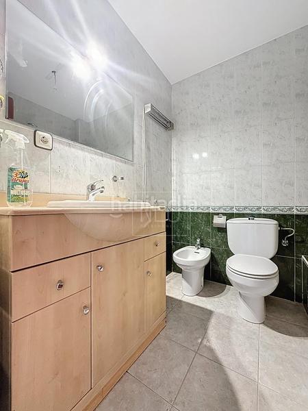 Foto ac3df585-38db-40bf-abea-e4ed41410950. Pis amb aparcament a Poniente Armilla