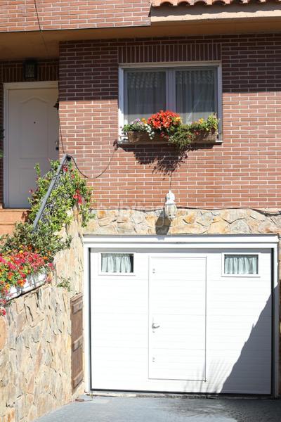 Foto 51d03eab-e75c-4774-94bd-fc7f773ed4c1. Casa adosada adosado en paseo de la salud, en Universidad-Hospital Fuenlabrada