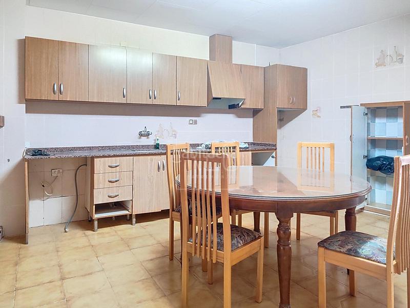 Foto a41c749c-501b-4ca1-933b-be874f91ef45. Maison dans El Castellar i l'Oliverar Valencia