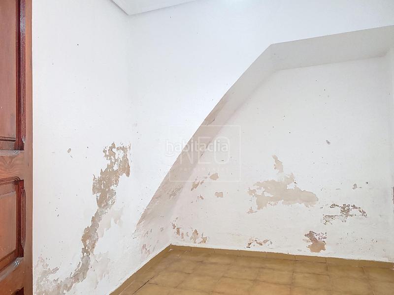 Foto c04fc6a6-72aa-45d8-b296-f7a36f063fc7. Maison dans El Castellar i l'Oliverar Valencia