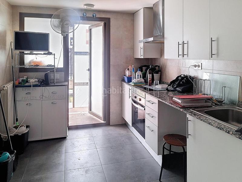 Foto 555525f7-2aa7-4466-8a38-3f8703dd2610. Piano terra con riscaldamento parcheggio piscina in Valdemoro