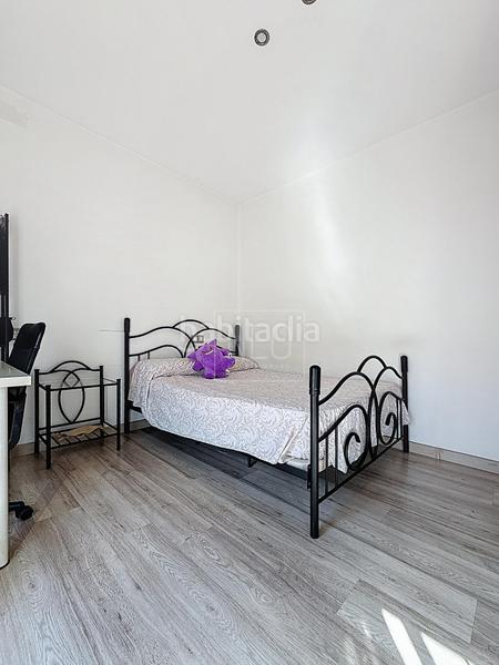 Foto 84538e3f-d0d5-4ce0-8711-e5835ce3f585. Piso  en calle echegaray, en Angustias - Chana - Encina Granada