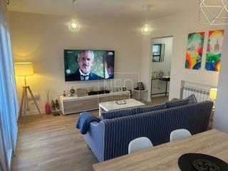 Appartement à Tres Olivos-Valverde. Piso en calle isidro fernandez. tres olivos