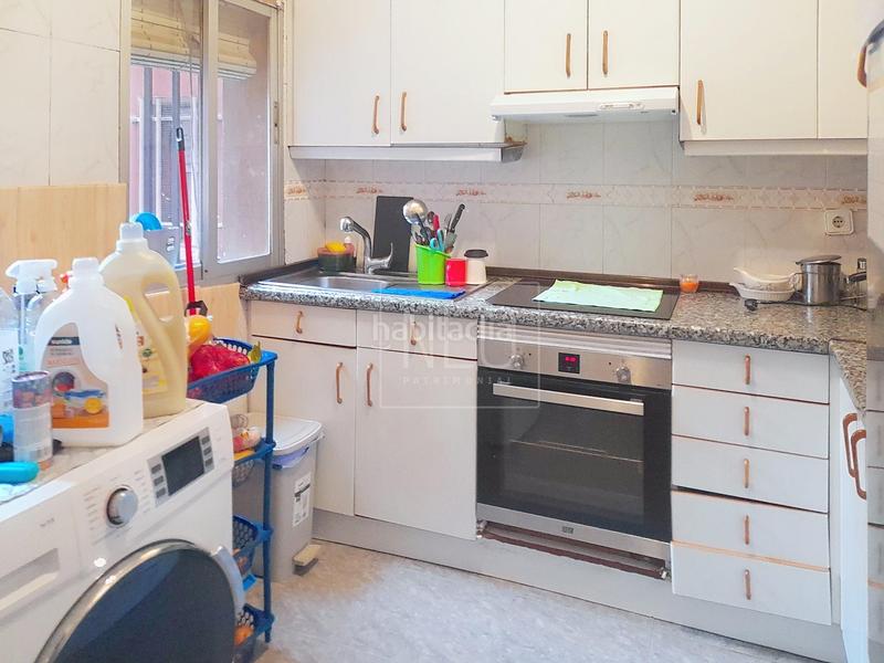 Foto 8521a1c0-2525-4ea2-8f22-bf4f92e68886. Ground floor in Centro Torrejón de Ardoz