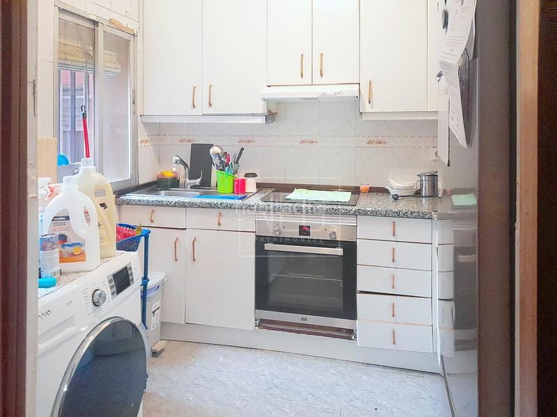 Foto a9cb3ca6-5ac1-41ca-8dc4-c40612112873. Ground floor in Centro Torrejón de Ardoz