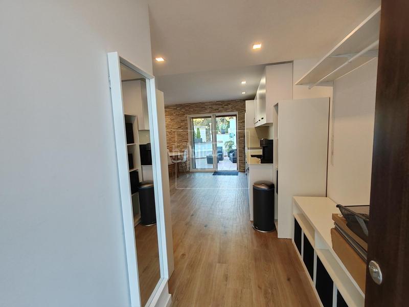 Foto b5a46c21-e631-406c-a712-3d143fdcc344. Rez-de-chaussée avec piscine dans El Bosque Chiva