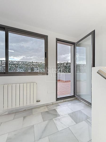 Foto 6c9b34a4-81aa-48e7-8f81-d3c07415c6de. Duplex with parking in Poniente Armilla