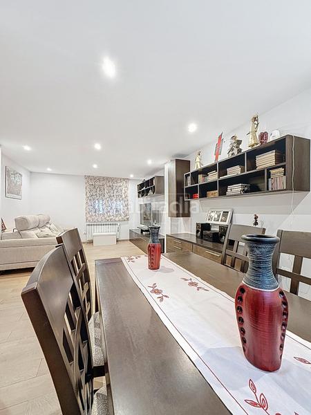 Foto 88824c6a-3075-47d4-bb03-2db1bcbcfac4. Semi detached house with heating parking in La Zubia Ciudad Zubia (La)