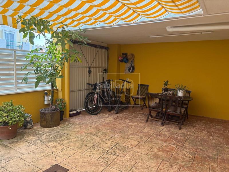 Foto 165e7376-9a6d-4eb2-8d5d-4fb41ee63463. Casa adossada amb calefacció aparcament a Bulevar del Xúquer Cullera