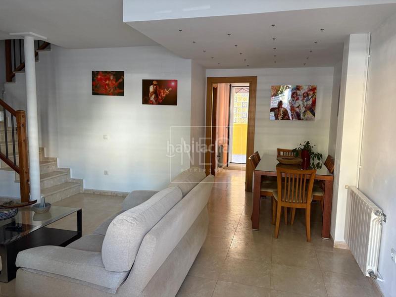 Foto 649a6b1a-8d81-4ac4-a85d-9fffb07524cb. Casa adossada amb calefacció aparcament a Bulevar del Xúquer Cullera