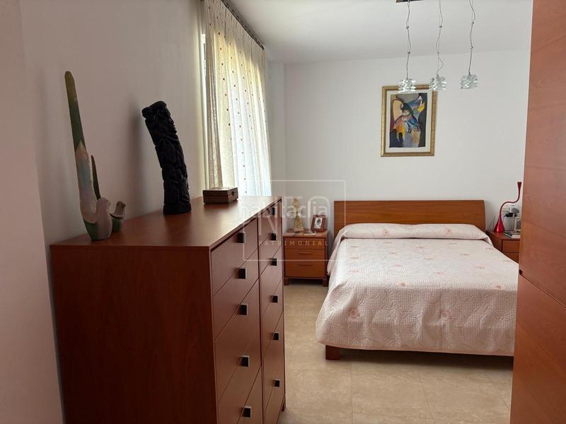 Foto f0302bed-cbb1-43bd-86fd-369ebd1ef943. Casa adossada amb calefacció aparcament a Bulevar del Xúquer Cullera