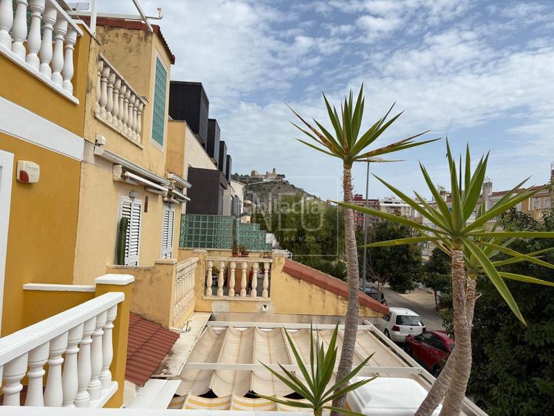 Foto f14bad35-5f4f-426e-a268-767341a7266b. Casa adossada amb calefacció aparcament a Bulevar del Xúquer Cullera