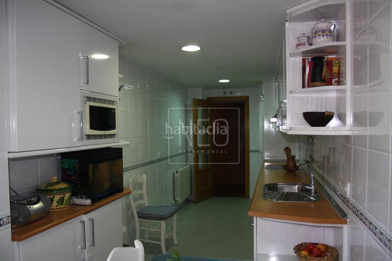 Foto b9f012ec-c96c-424b-b3f3-a4b012cf195b. Pis amb calefacció aparcament piscina a Europolis Rozas de Madrid (Las)