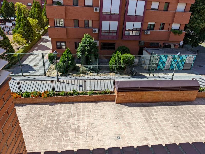 Foto 1e1f6ea4-a498-4efb-9162-0473e8e6ac69. Flat with heating parking pool in Juncal Torrejón de Ardoz